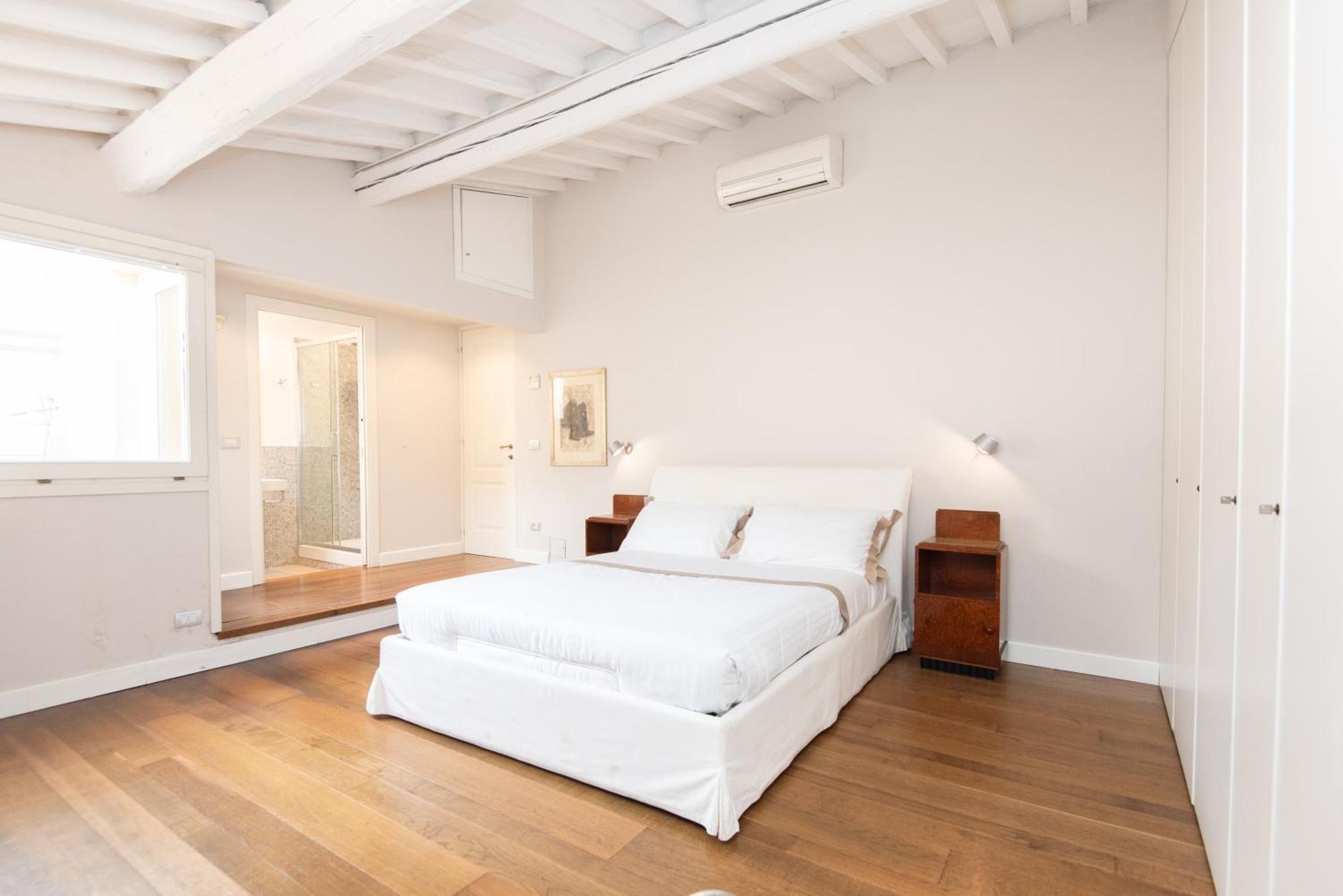 Giambologna Attic By Firenze Prestige Apartment Luaran gambar