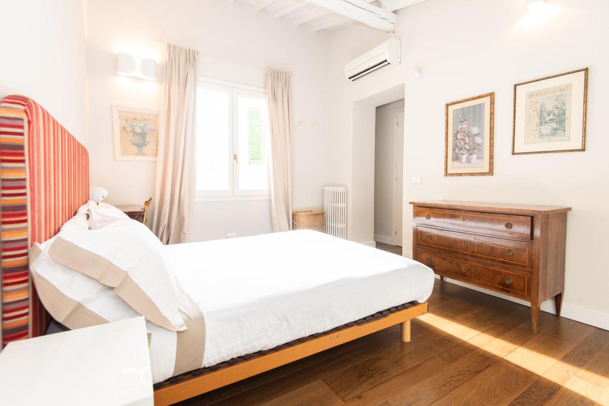 Giambologna Attic By Firenze Prestige Apartment Luaran gambar